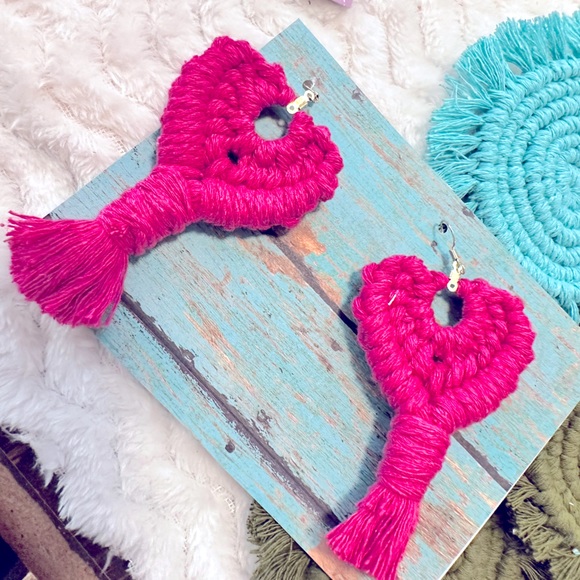 Ladies Sweet Custom HandMade: Hot Pink Woven Heart Shaped Dangle Earrings 925s - Picture 10 of 16